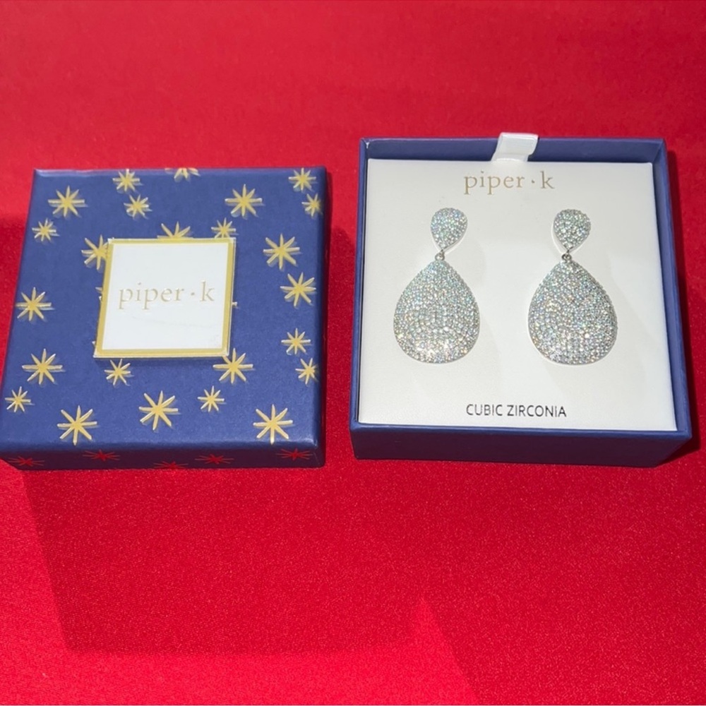🆕Piper K Silver Teardrop Earrings with Cubic Zirconia - Picture 6 of 6